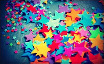 Quelle couleur n'y a-t-il pas sur une pâquerette ?