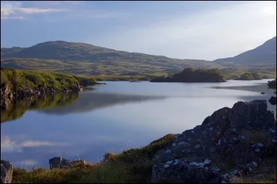 La chanson suggérée par l'illustration est interprétée par :