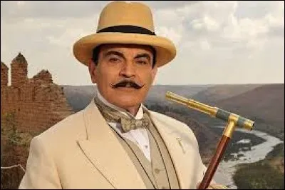 A quelle romancière doit-on la nouvelle "Le Rêve", mettant en scène Hercule Poirot ?