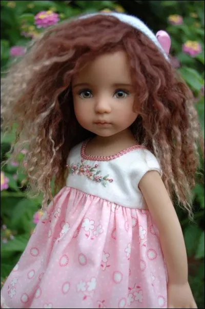 D'où nous viennent les premières poupées en porcelaine ?