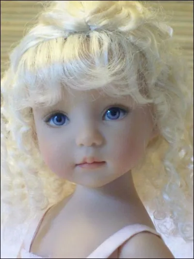 Au cours de quelle décennie est née la poupée mannequin, ou poupée Barbie, aux Etats-Unis ?