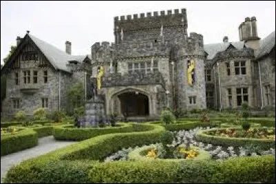 Que doit faire le prince Ben pour que la statue se change en une bête ?