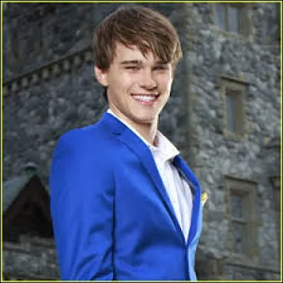 Quel âge le prince Ben a-t-il au début du film ?