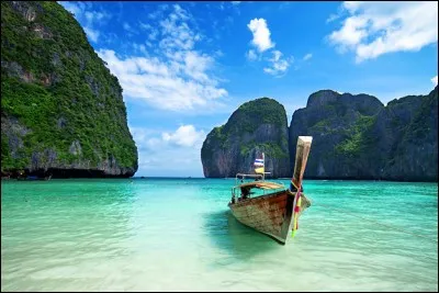 Où se situe Phuket ?