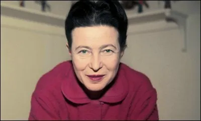 De quel écrivain, la femme de lettres Simone de Beauvoir a-t-elle partagé la vie ?