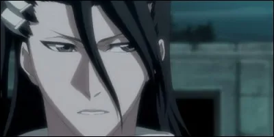Quel Espada Byakuya Kuchiki affronte-t-il dans le Hueco Mundo ?