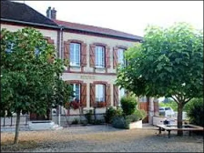 Village Icaunais, Etigny se trouve dans l'ancienne région ...