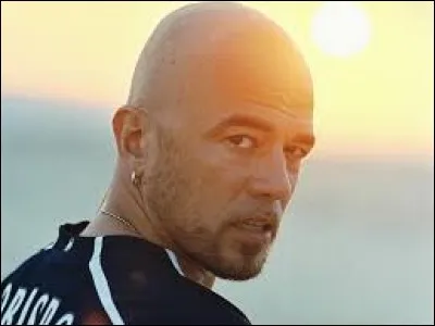 Quel âge Pascal Obispo a-t-il en novembre 2016 ?