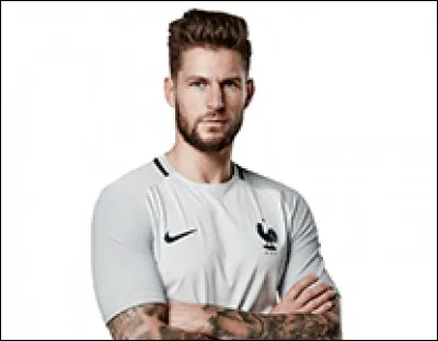 Le n°23 de l'équipe est gardien. Il n'a pas joué lors de l'Euro mais nous avons pu le voir lors d'un match début novembre. C'est...
