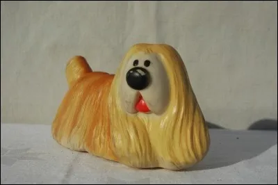 Quelle est cette figurine ? demande un jeune lutin.