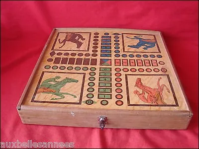 Plein de poussière voici la mallette du jeu :