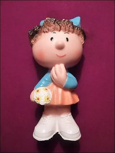 Tiens ! Qui est cette figurine ?