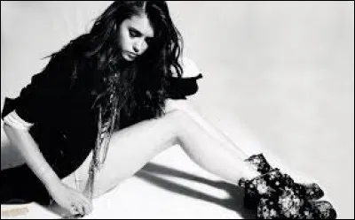 En quelle année a-t-elle commencé sa carrière d'actrice et à quel âge ?