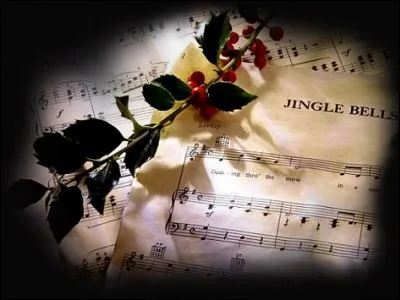 « Quand, par l'hiver, bois et guérets sont dépouillés de leurs attraits, mon beau sapin, roi des forêts, tu gardes ta parure ».