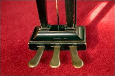 À quoi sert la pédale du milieu ?