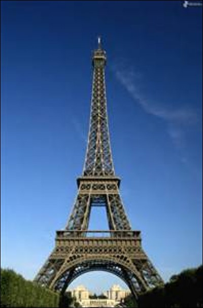 Qu'est-ce qui fait la même taille que la tour Eiffel mais qui ne pèse rien ?