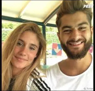 Jesta et Benoît sont en __, peut-être qu'ils vont se marier ensemble.