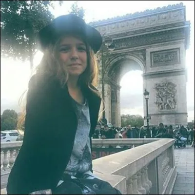 Erza a chanté dans :