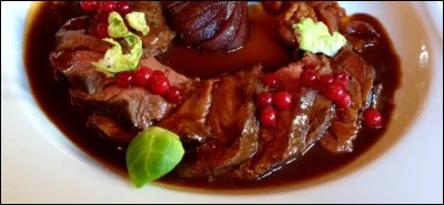 Quelle est cette sauce à la gelée de groseille qui accompagne traditionnellement les gibiers, lors des fêtes de fin d'année ?