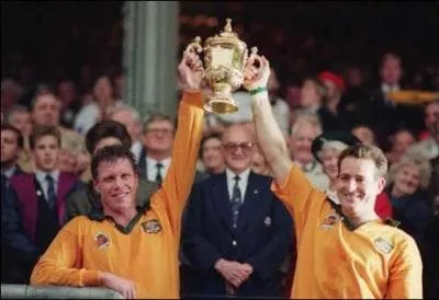 Deuxime dition en 1991, je suis Australien, meilleur marqueur d'essais au monde ( droite de la photo), je suis ...