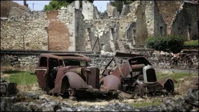 Durant quelle guerre a eu lieu le massacre d'Oradour-sur-Glane ?
