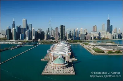 Quel est le nom de cette magnifique jetée située à Chicago ?