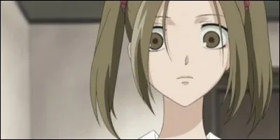 Minami Kinoshita est la présidente du club de théâtre.