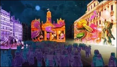 Jane99, Jamesbondtriple, Cricri, Djekill, Yozzy, Synapse et Asm partiront à la fête des... à Lyon.