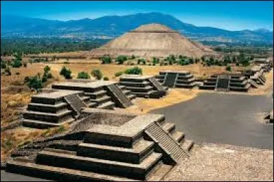 Quel pays n'a pas de frontière avec le Mexique ?