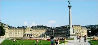 Stuttgart se situe en...