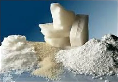 Quelle est la bonne orthographe de ce mot désignant une composante de la bougie ?