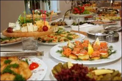 Il faut maintenant quelqu'un pour s'occuper du banquet. Qui serait l'invité idéal ?