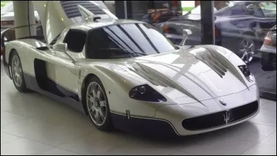 Quelle est cette voiture ?