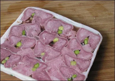 Si je vous dis : « Tête coupée de certains animaux », vous répondez :