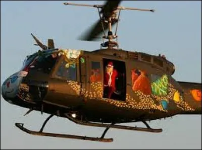 Cela sentait fortement le roussi pour notre père Noël. Il n'hésita donc pas à prendre la poudre d'escampette, plus vite qu'il ne faut pour le dire...