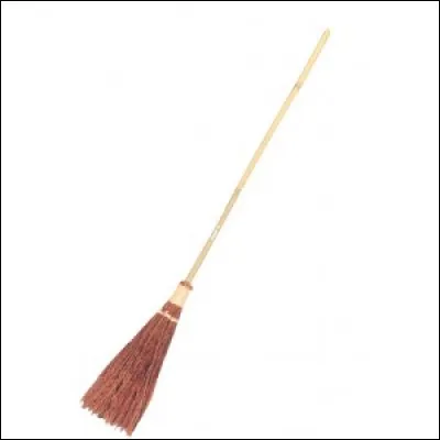 HP3 (livre) - De la part de qui Harry reçoit-il un balai à Noël ?