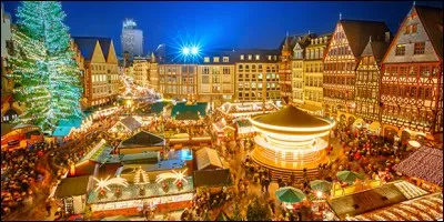 Quel marché de Noël est le plus connu et est représenté sur cette photo ?