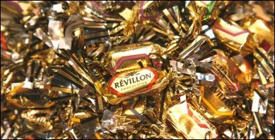 Comment s'appellent ces chocolats ou pâtes de fruits de Noël ?