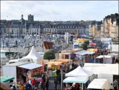 Que fête-t-on en novembre à Dieppe ?