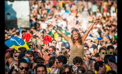 Tomorrowland - C'est le festival de musique électro du monde. Chaque année plus de 100 000 personnes se donnent rendez-vous pour faire la fête de jour comme de nuit. Où ce festival très prisé se passe-t-il ?