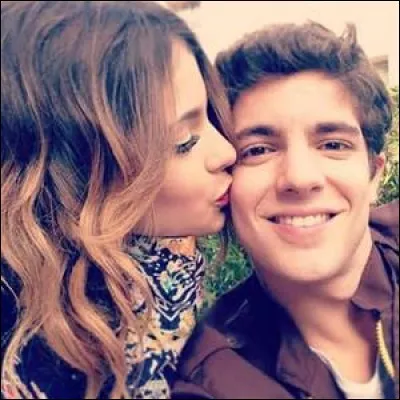 Qui est avec Martina ?