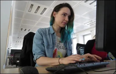 Que faisait Natoo (Nathalie Odzierejko) avant d'être youtubeuse ?