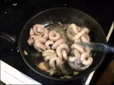 L'utérus de truie : Le plus souvent, on déguste l'organe de madame farcie de porc émincé, de légumes et d'épices diverses. Mais où ça ?