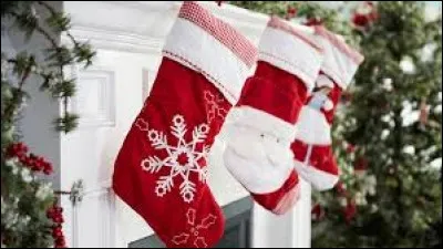 Quel chanteur a interprété "I'll Be Home for Christmas" en 1943 ?