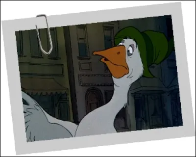 Dans "Les Aristochats", comment cette oie complètement ivre se nomme-t-elle ?