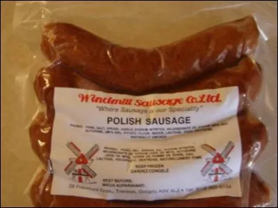 Cette saucisse polonaise aurait très bien pu rester au moins polonaise, voire saucisse ! Mais les arcanes de la traduction sont impénétrables... Qu'en est-il ?