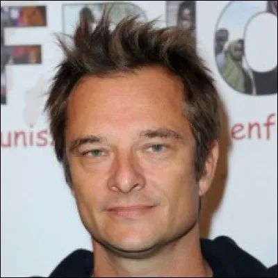 De qui David Hallyday est-il le fils ?
