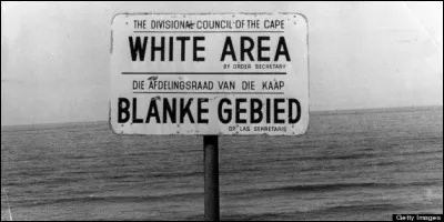 Quel système raciste été présent en Afrique du Sud ?