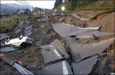 Citez le pays qui est victime de plusieurs séismes dernièrement.