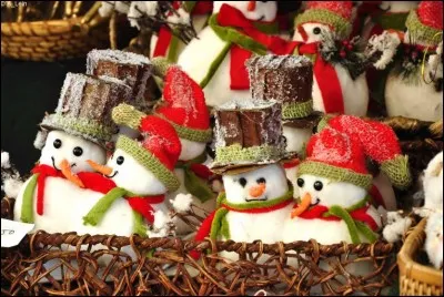 Pour Noël, une des traditions les plus connues est :